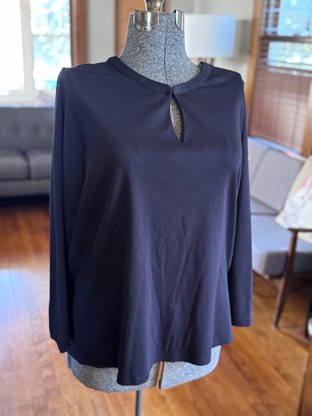 Lands’ End Split Neck Navy Blue Jersey Knit Tunic Top 1X (16 - 18) NWOT Plus - Picture 2 of 10
